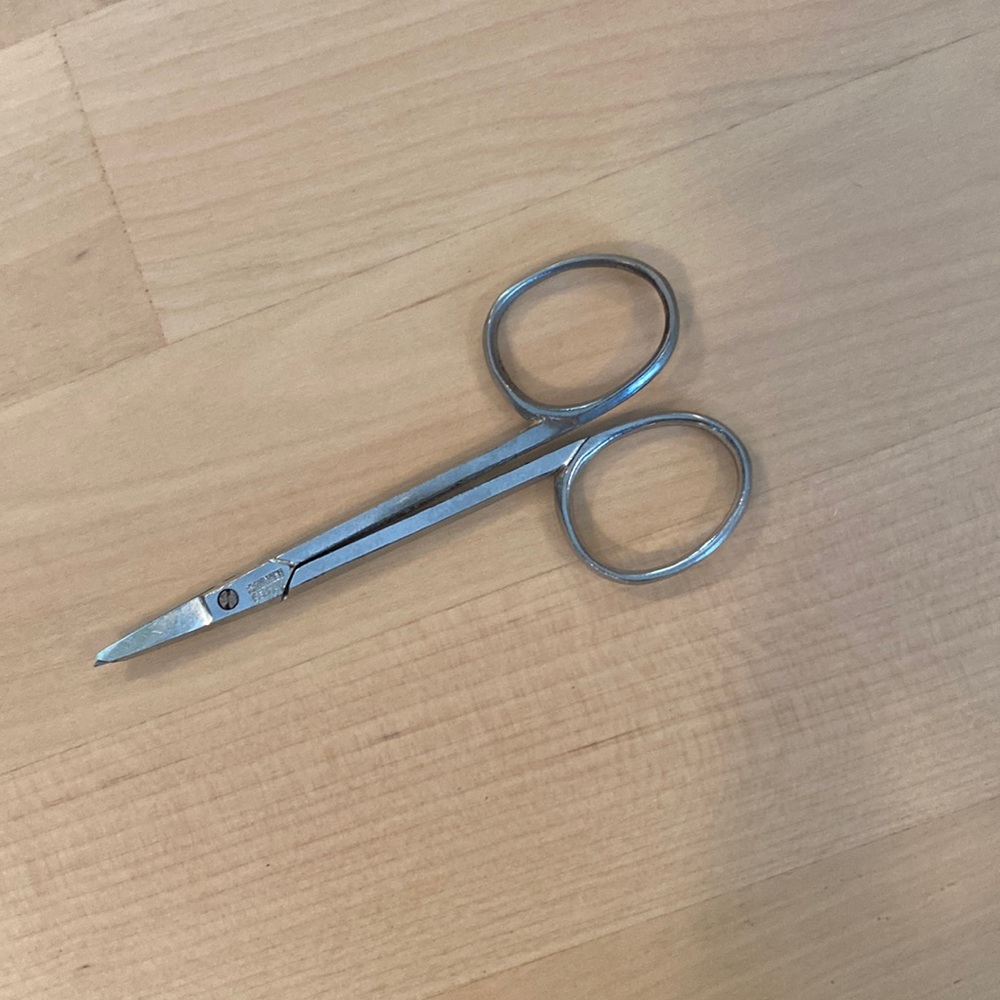 Vintage Solingen Germany curved small scissors